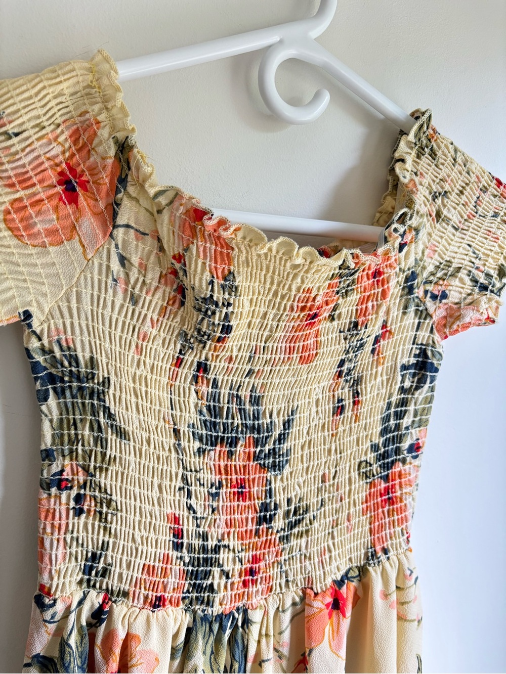 SAGE THE LABEL Yellow floral Romper Size Small - Picture 3 of 10